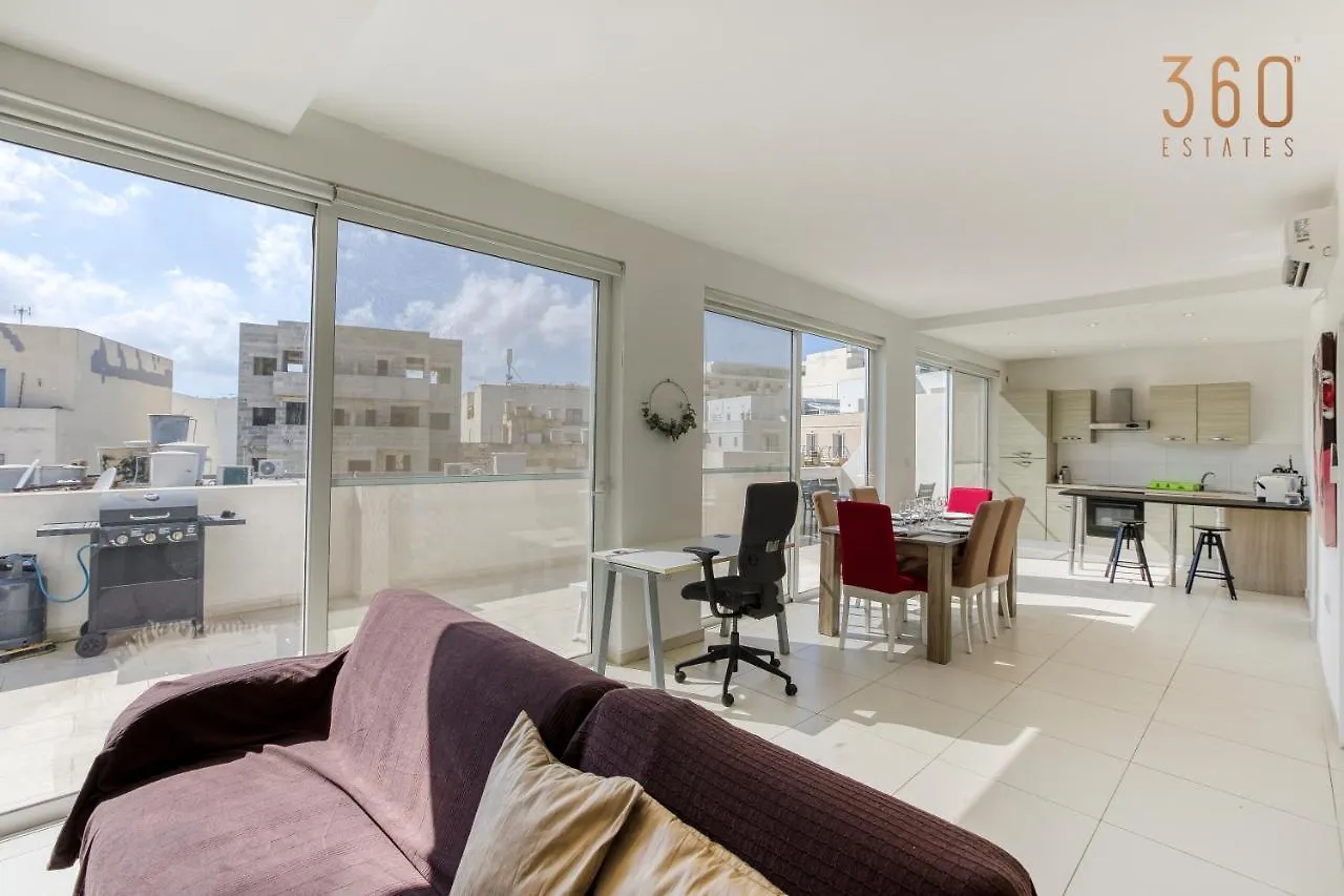 Apartament Bbq Area, 2Br Penthouse With Large Spaces & Wifi By 360 Estates Gzira