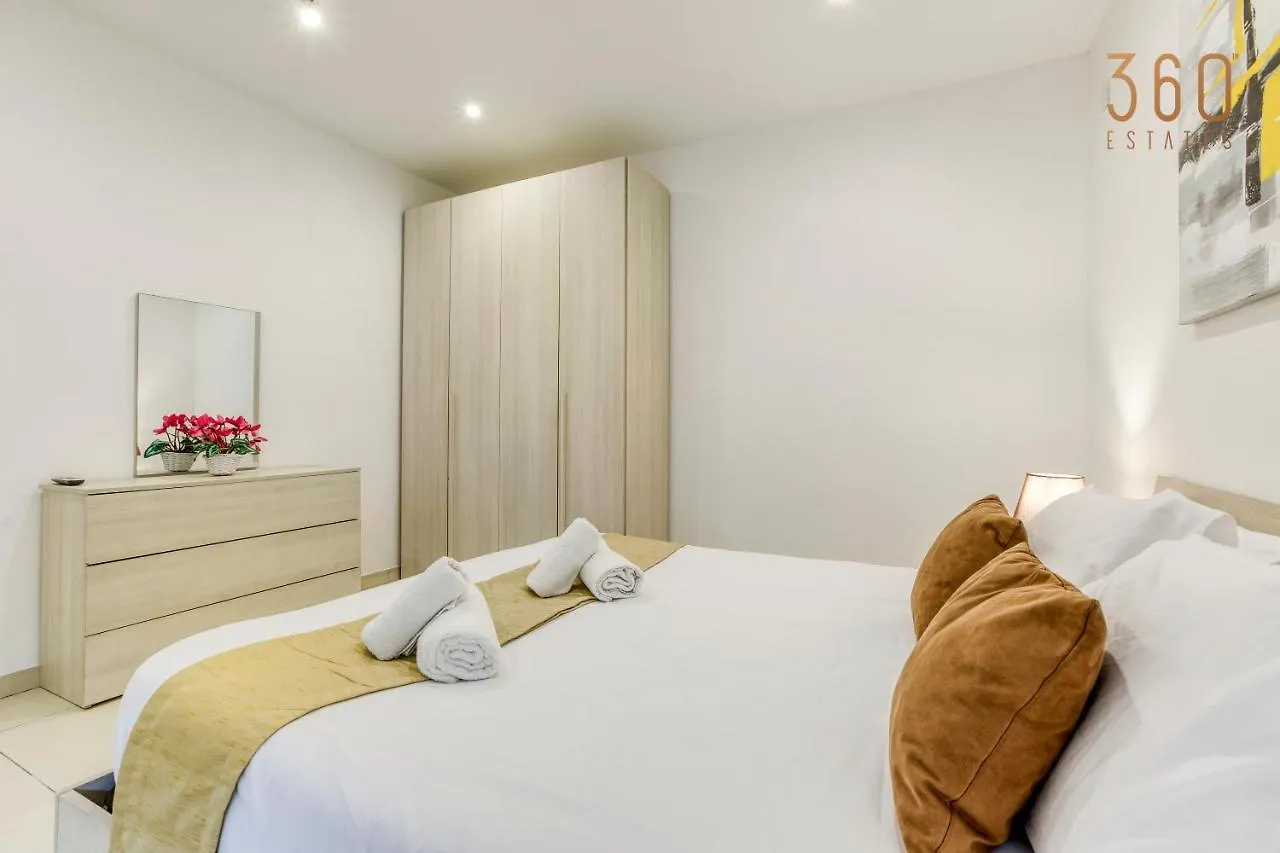 Apartament Bbq Area, 2Br Penthouse With Large Spaces & Wifi By 360 Estates Gzira Malta